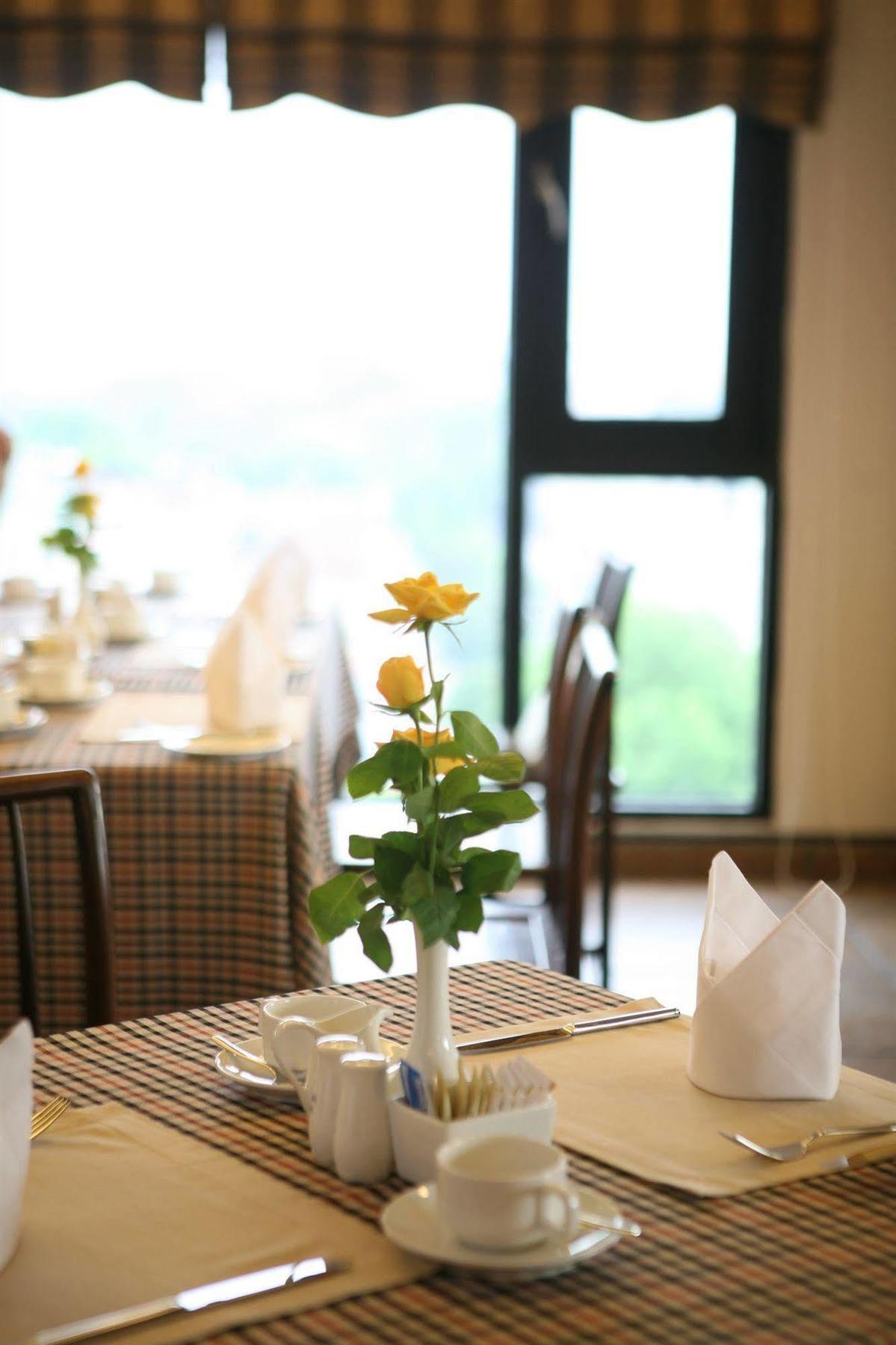 Lan Vien Hotel Hanoi Exterior photo